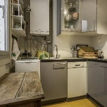 Poulet Apartment Paris